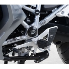 R&G Racing Frame Plug, Left or Right Side, Swingarm Pivot for BMW R1200RT '14-'19, R1250RT '19-'22, R1200RS / R1200R '15-'21